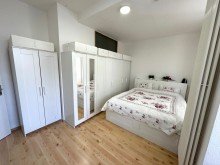 I23 Schlafzimmer 2 Top 5-Zimmer-Maisonette-Altbauwohnung im EG inkl. S�d-West Garten