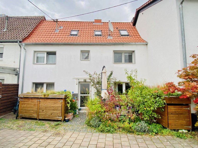 Haus Au�enansicht Hattersheim Einfamilienhaus Kleines Altstadth�uschen mit Charme in Hattersheim-Eddersheim