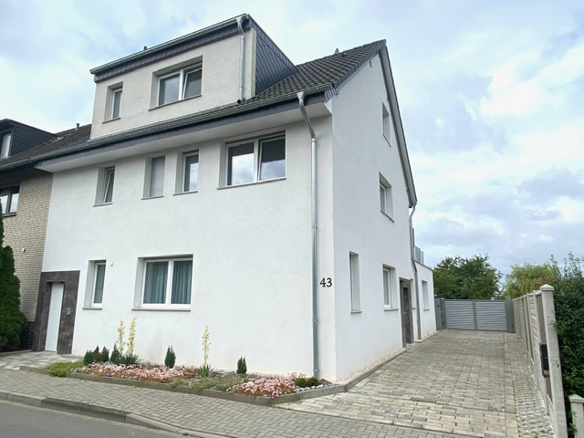 P43 Vorderansicht Haus Haus Wesel
