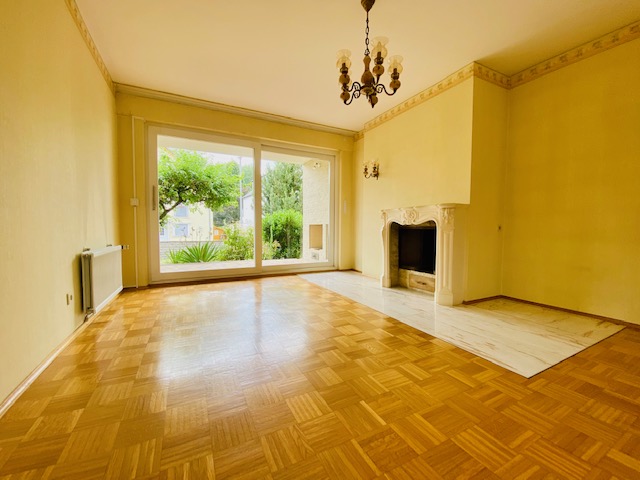 R24 Wohnzimmer Bild 2 Haus Hattersheim-Eddersheim