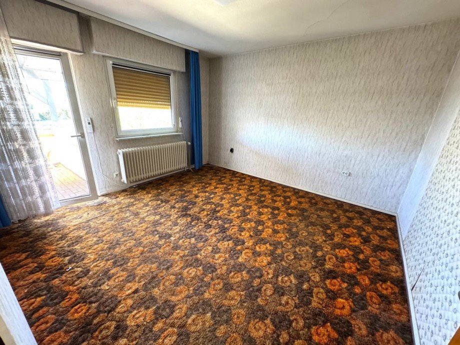 F6 Schlafzimmer 2 Doppelhaush�lfte Hattersheim Eddersheim
