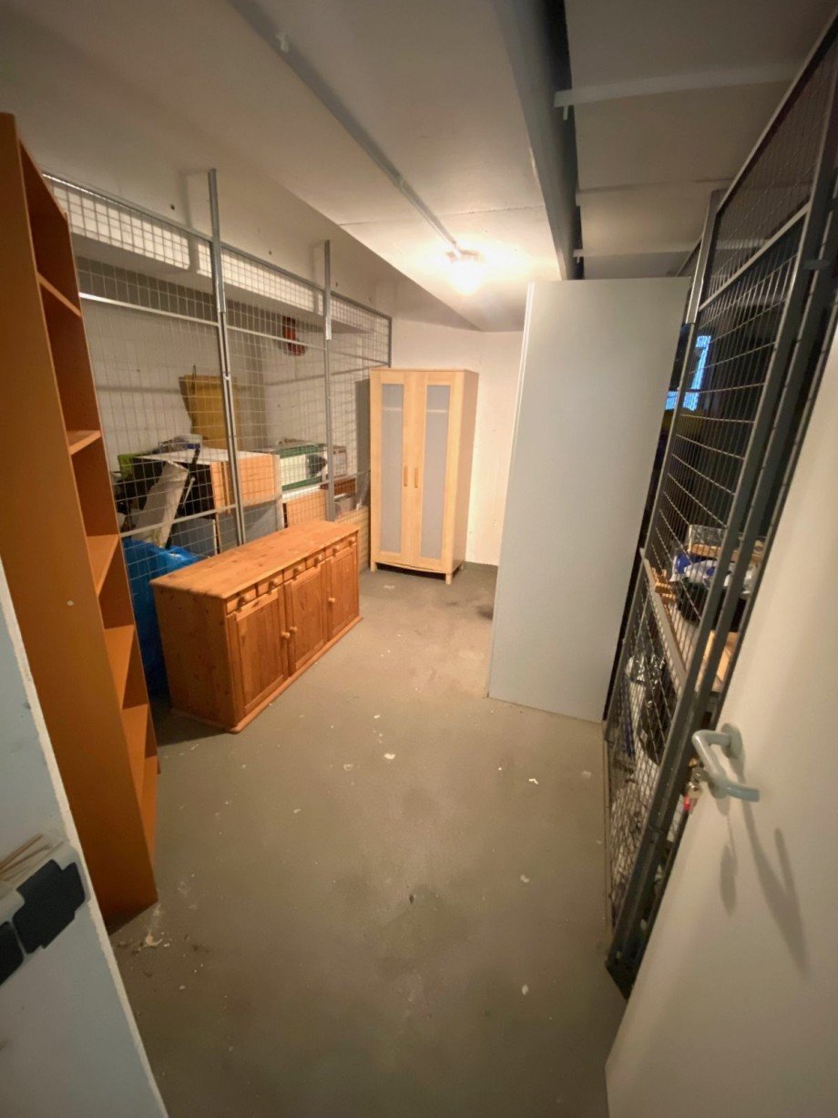 O28 Keller Etagenwohnung Fl�rsheim