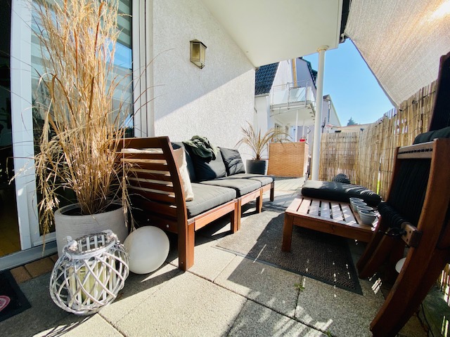 Terrasse Bild 1 Erdgeschosswohnung Fl�rsheim