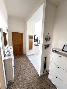 I23 Flur Top 5-Zimmer-Maisonette-Altbauwohnung im EG inkl. S�d-West Garten