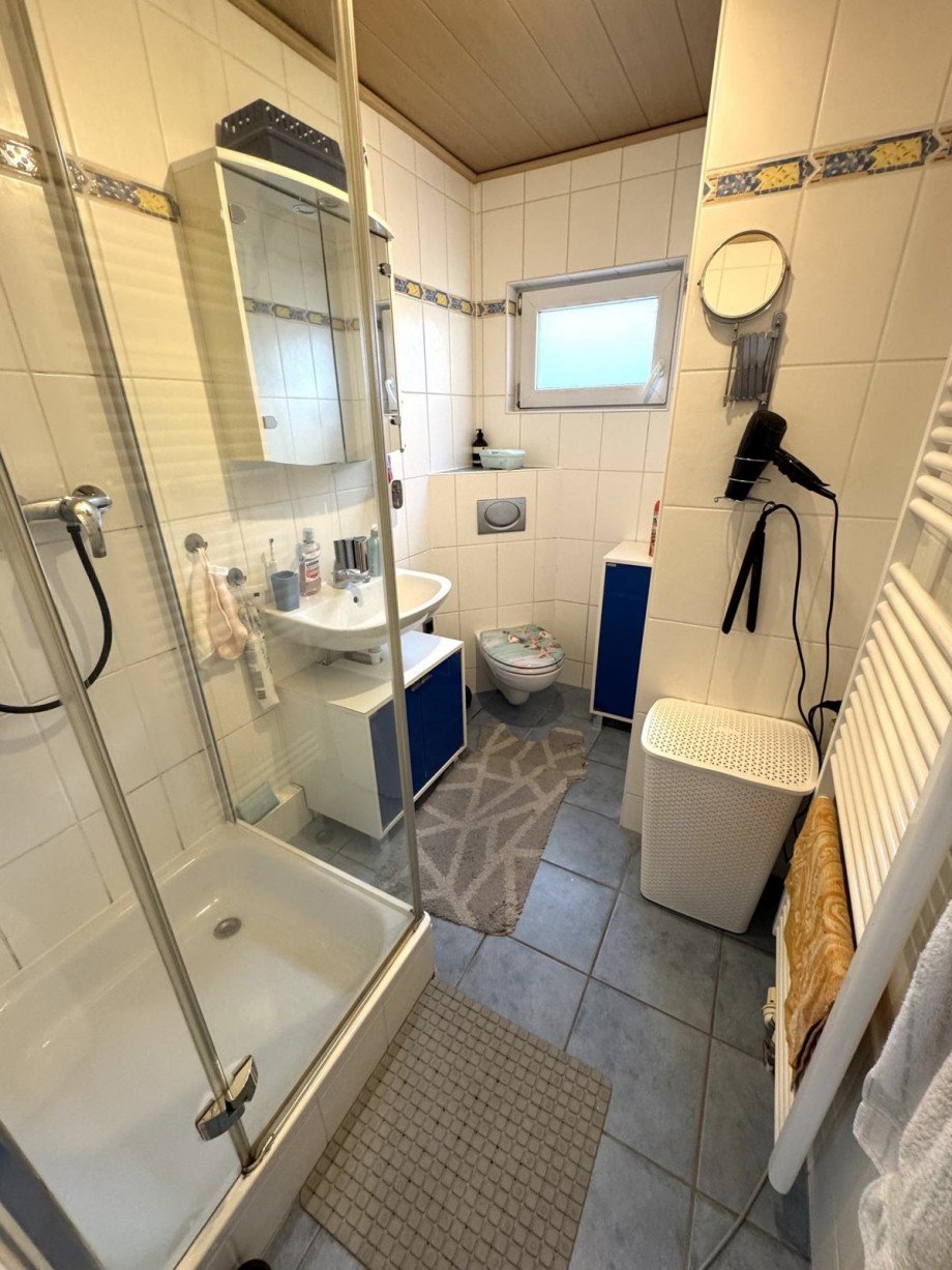 OG Badezimmer Bild 1 Mehrfamilienhaus Taunusstein - Wehen