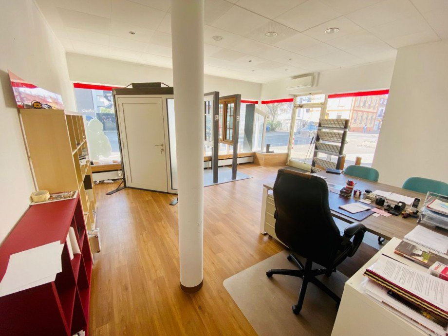 Verkaufsraum Bild1 Ladenlokal Fl�rsheim