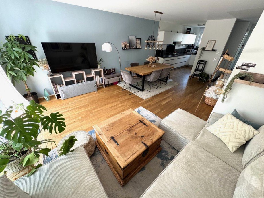B2c Wohnzimmer Bild 1 Reihenmittelhaus Hattersheim