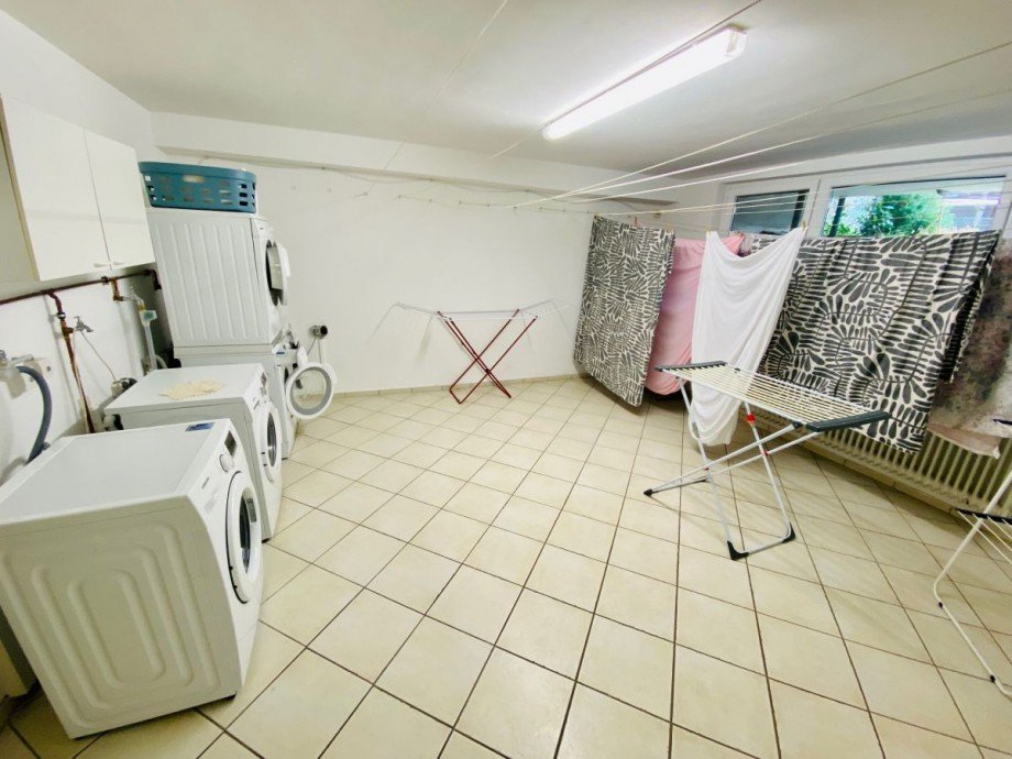 E24 Waschk�che Etagenwohnung Hattersheim-Okriftel