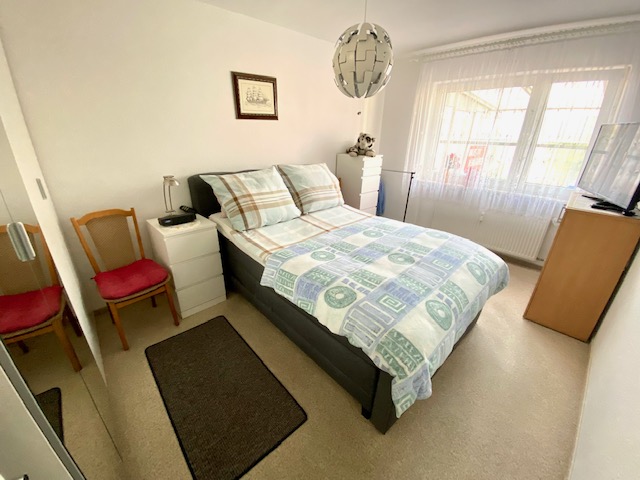L10 Schlafzimmer EG Doppelhaush�lfte Fl�rsheim-Weilbach