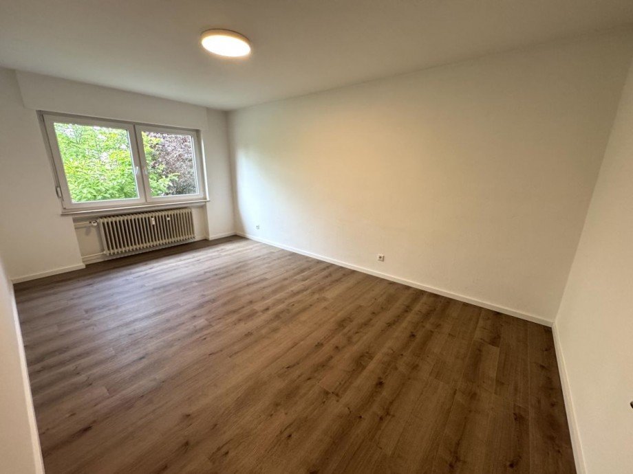 B69 Zimmer 3 im 1.OG Etagenwohnung Hattersheim Eddersheim