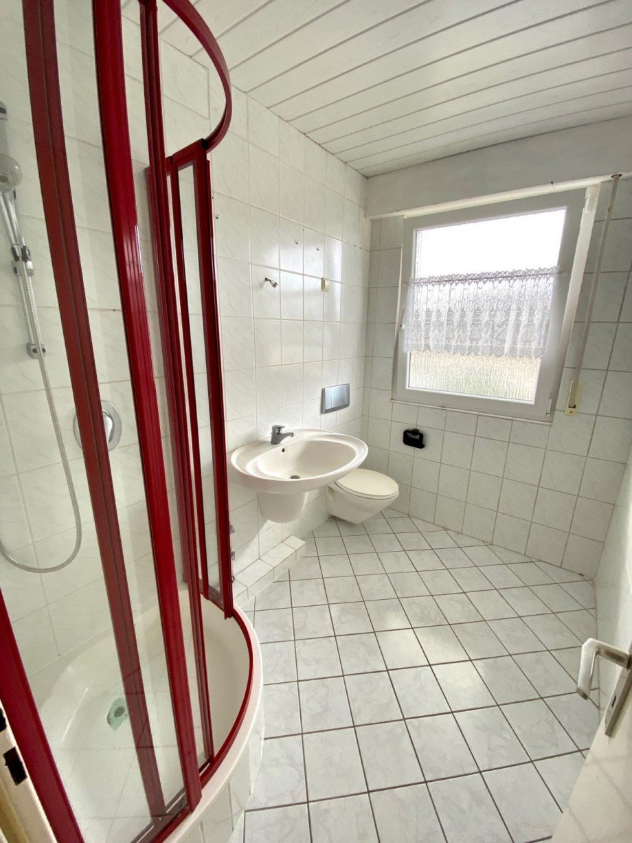 E24 Badezimmer Etagenwohnung Hattersheim-Okriftel