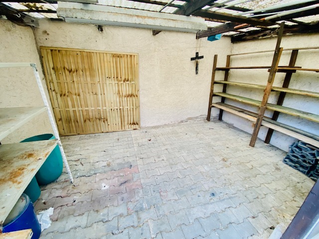 P37 Schuppen im Garten Einfamilienhaus Hattersheim-Eddersheim
