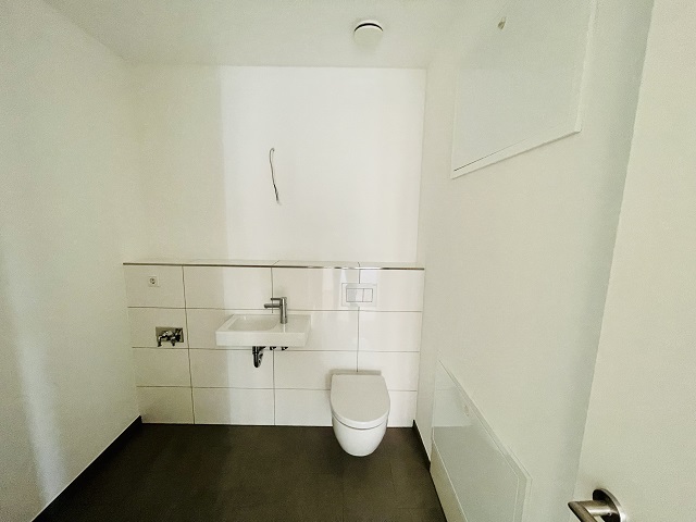 U6 G�ste WC Loft-Studio-Atelier Hattersheim