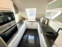W10 K�che Wundersch�ne Maisonette-Wohnung mit Balkon & TG Stellplatz