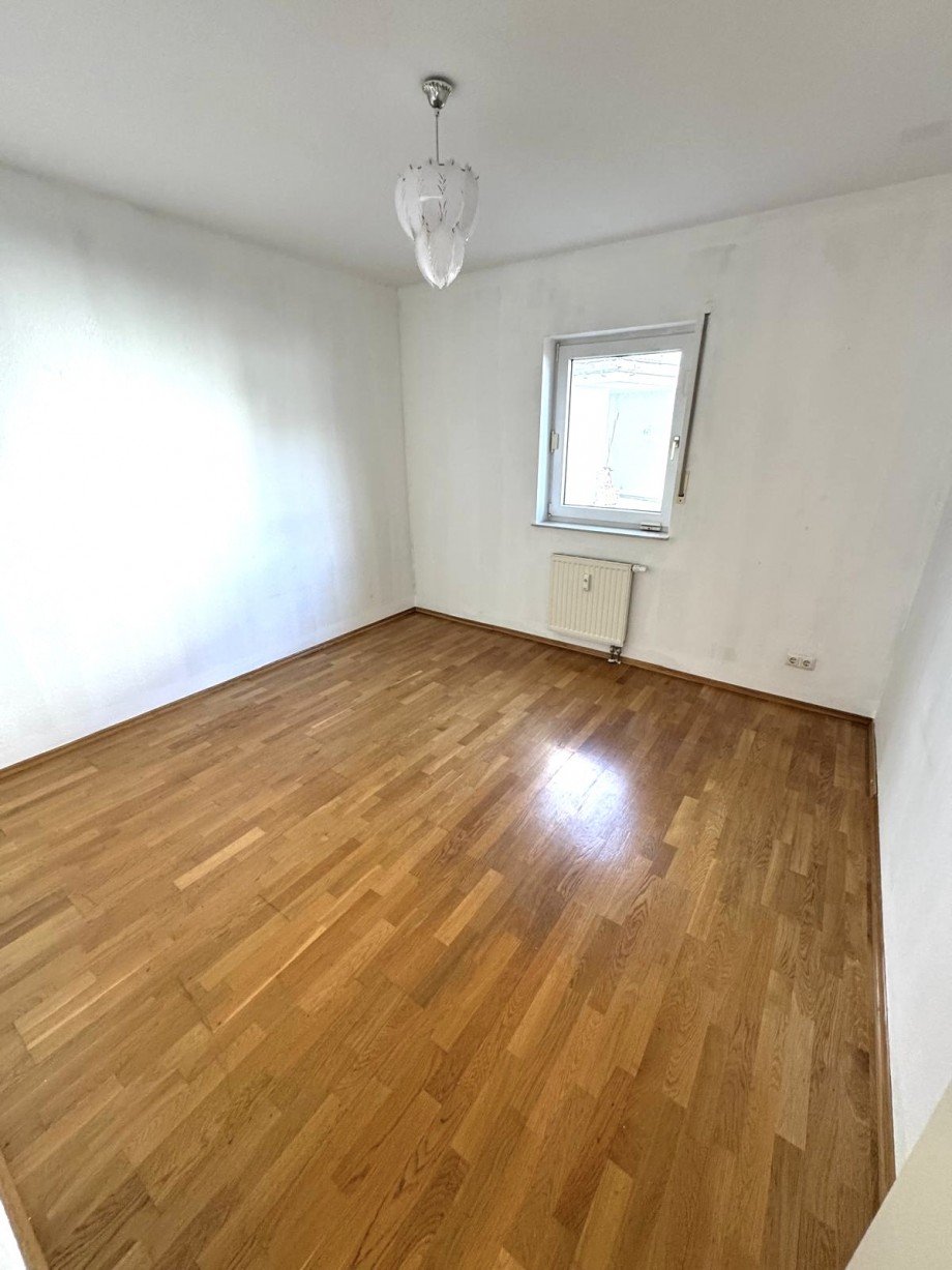 O5 Schlafzimmer 2 Etagenwohnung Hofheim