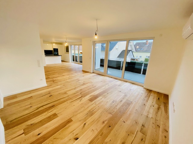 Wohnzimmer Bild 2 Etagenwohnung Hattersheim-Eddersheim