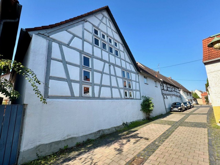 B12 Hausansicht 2 Mehrfamilienhaus Hattersheim Eddersheim
