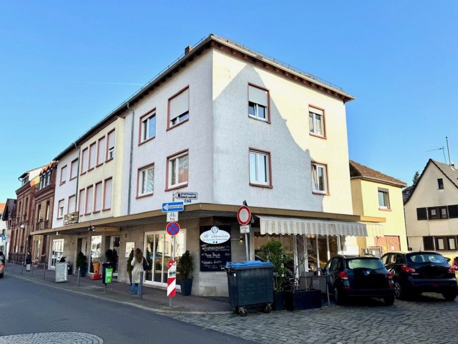AS79 Stra�enansicht Bild 3 Haus Frankfurt