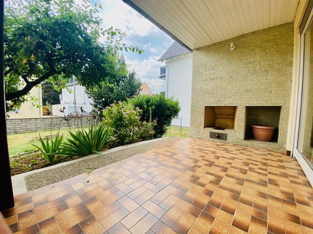 R24 Terrasse Haus Hattersheim-Eddersheim