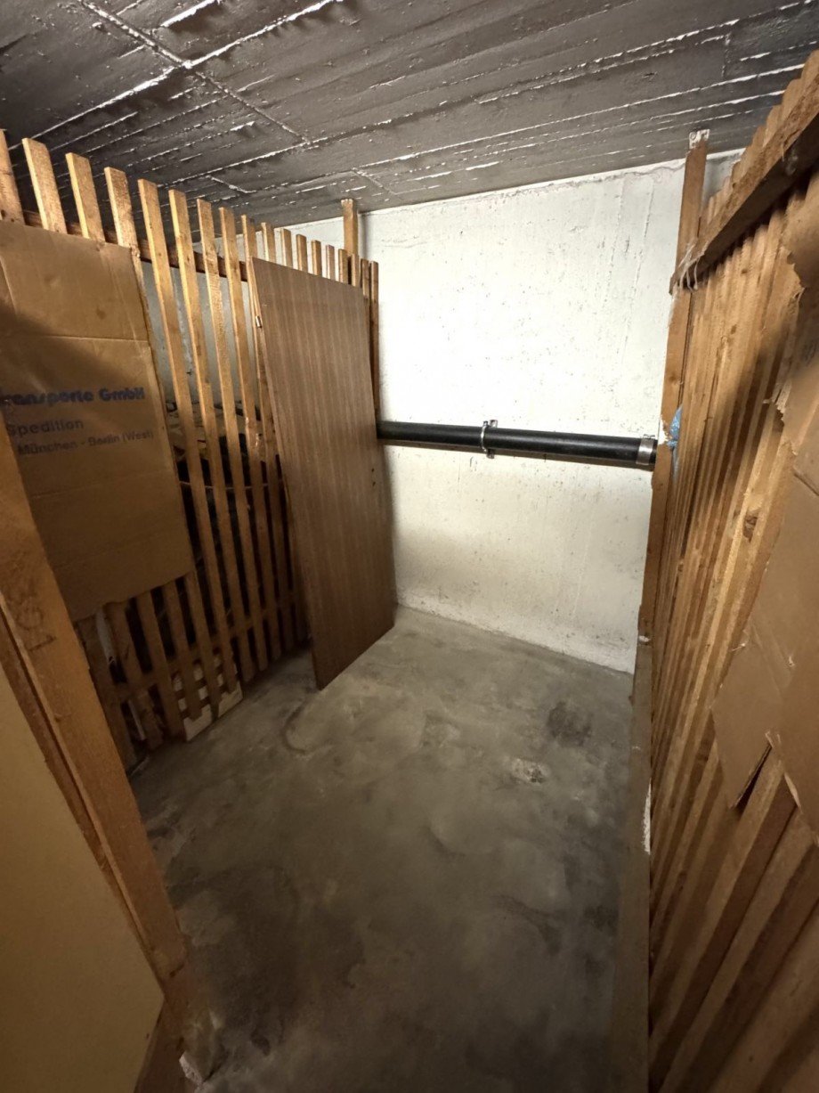 F17 Keller Etagenwohnung Frankfurt Griesheim