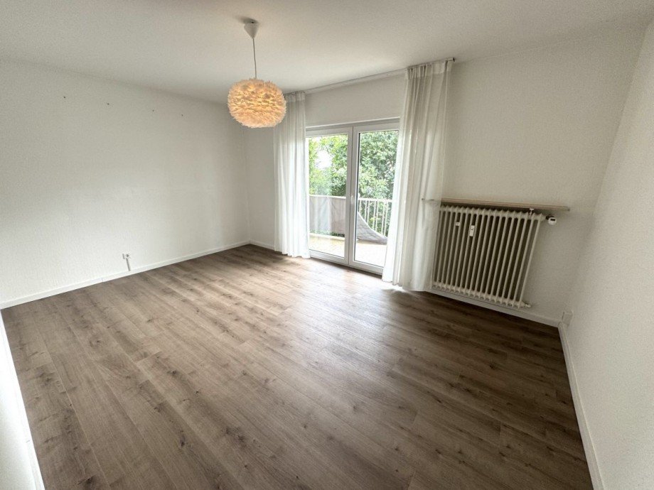 B69 Zimmer 1 im 1.OG Etagenwohnung Hattersheim Eddersheim