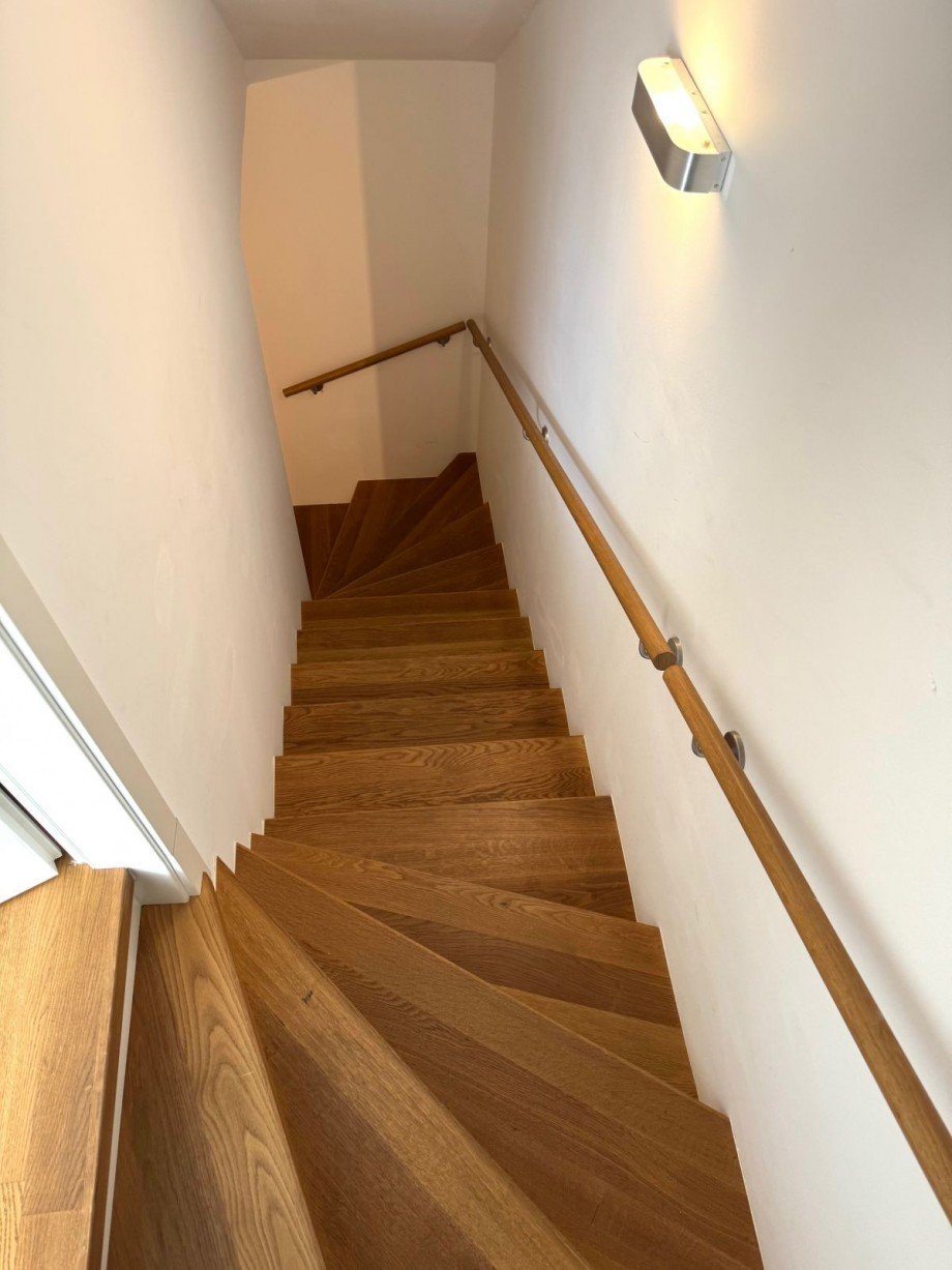 B2c Treppenhaus Reihenmittelhaus Hattersheim
