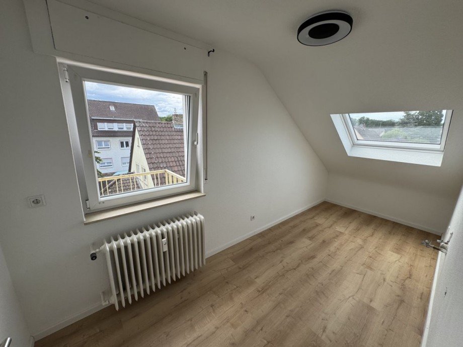 B69 DG K�che Dachgeschosswohnung Hattersheim Eddersheim