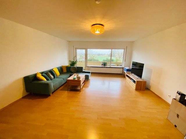 Wohnzimmer Mehrfamilienhaus Fl�rsheim-Weilbach