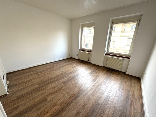Schlafzimmer 1 EG Mehrfamilienhaus Frankfurt H�chst