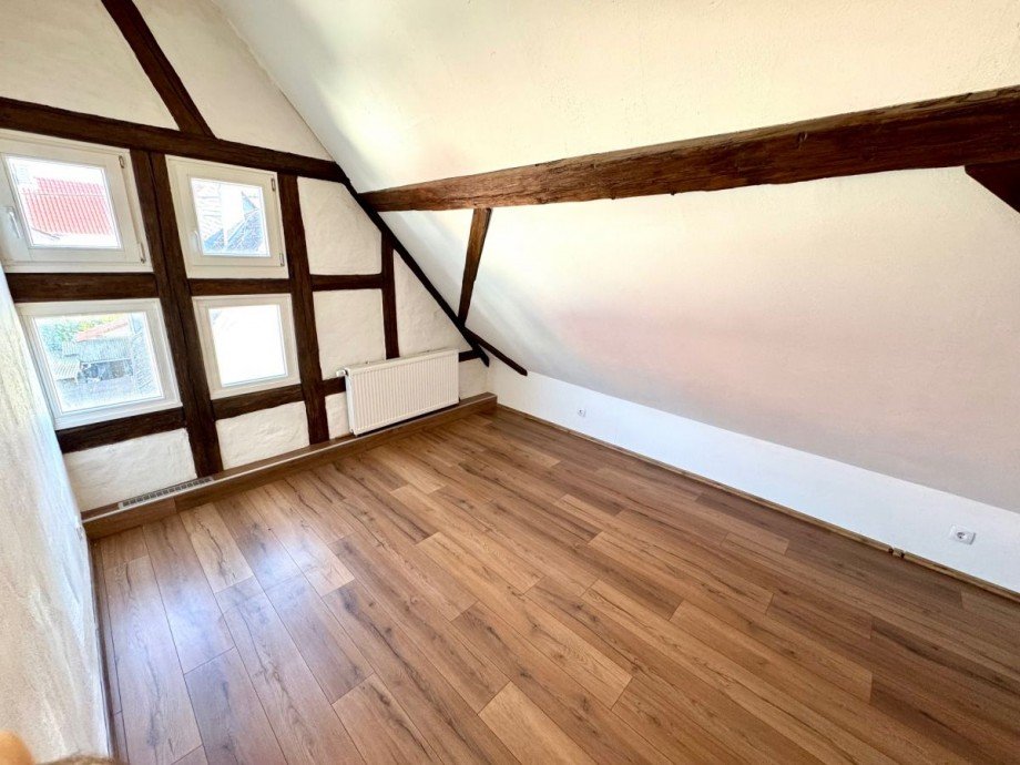 B12 Schlafzimmer 2 Mehrfamilienhaus Hattersheim Eddersheim
