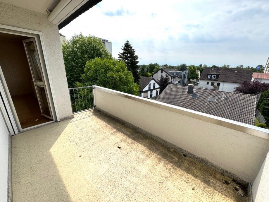TM30 Loggia Etagenwohnung Maintal